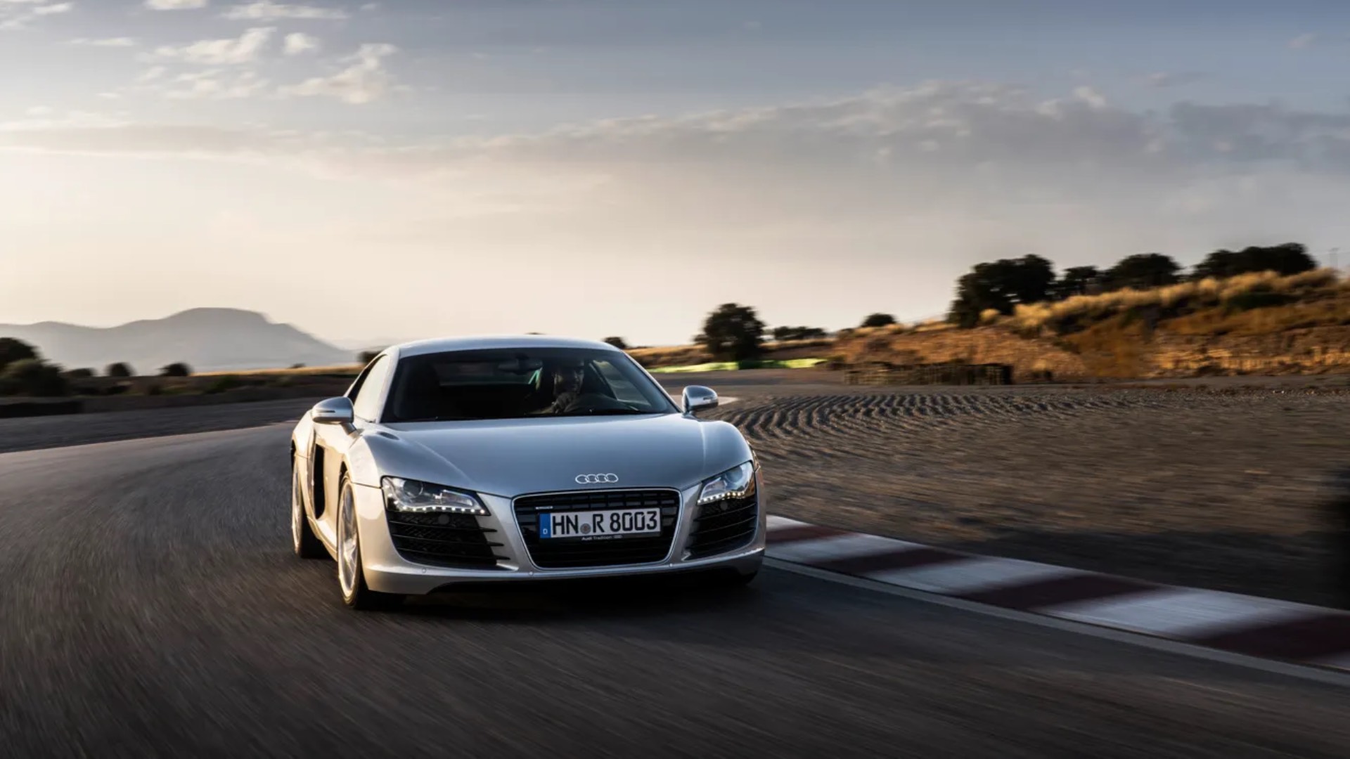Audi R8